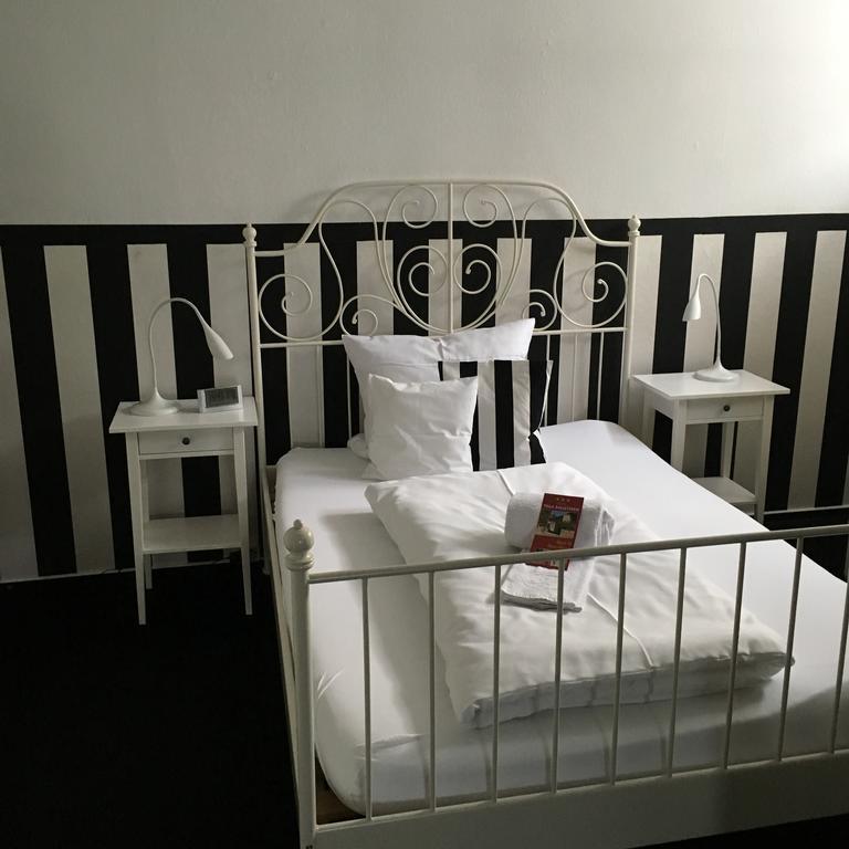 Bredl In Der Ballestrem Straubing